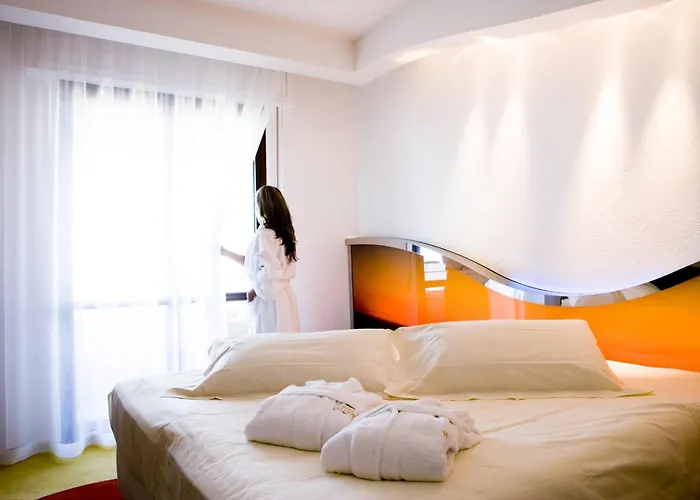 Hotel Waldorf- Premier Resort