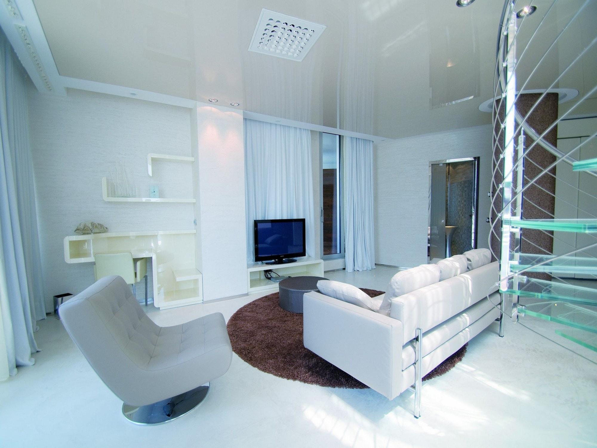 Waldorf- Premier Hotel 5*