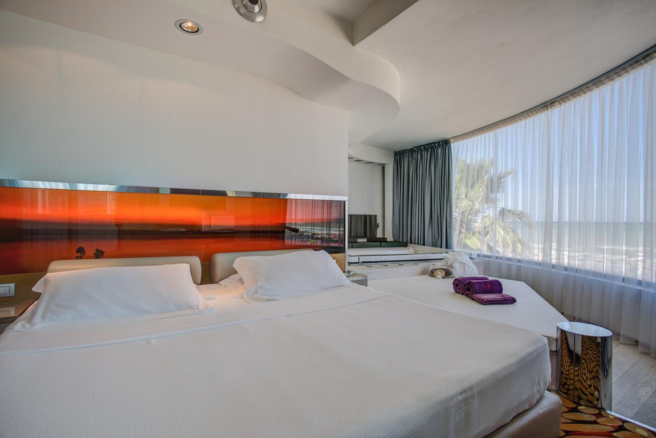 Hotel Waldorf- Premier
