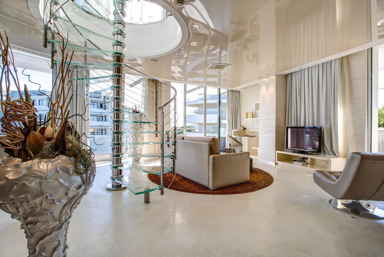 Waldorf- Premier Hotel 5*